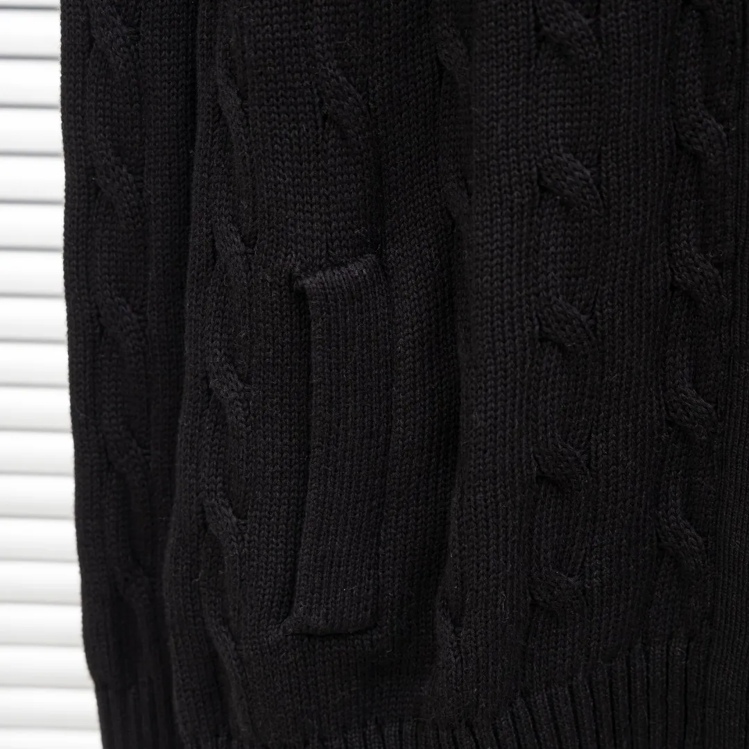 P320 top version (different currencies). You can scan the code to enter the official website. Style: Ralph Lauren POLO Ralph Lauren small label embroidered knitted old money style zipper cardigan jacket. Color: Picture color. Size: S-XL. Fabric: pure cotton. Accessories: full set of customized accessories. No gender distinction. Same style for men and women.